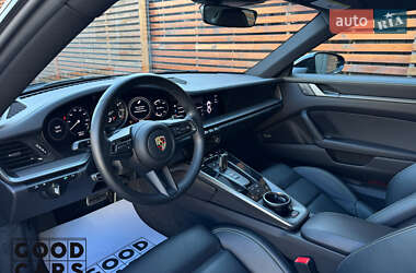 Купе Porsche 911 2023 в 