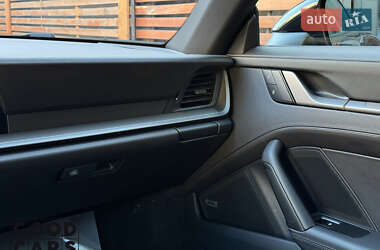 Купе Porsche 911 2023 в 