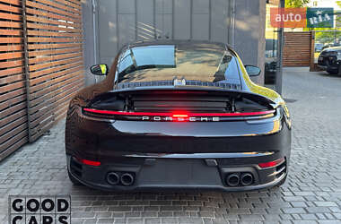 Купе Porsche 911 2023 в 