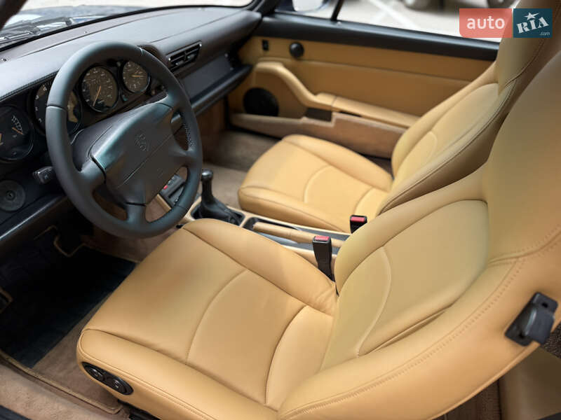 Кабриолет Porsche 911 1997 в Киеве
