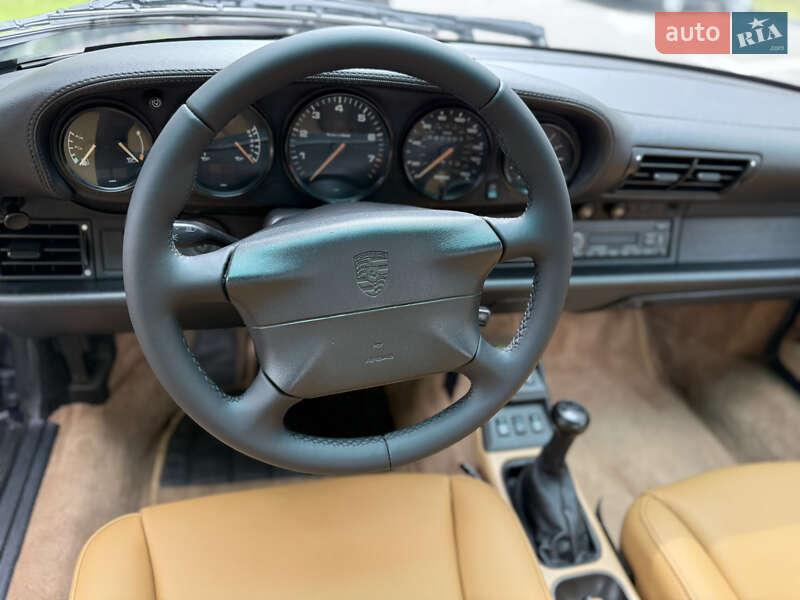 Кабриолет Porsche 911 1997 в Киеве