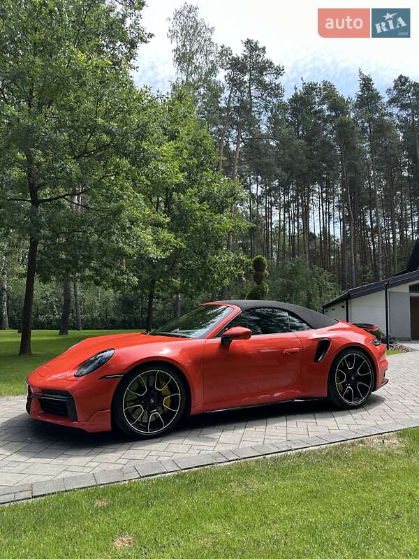 Кабріолет Porsche 911 2022 в Києві фото 13 Кабріолет Porsche 911 2022 в Києві