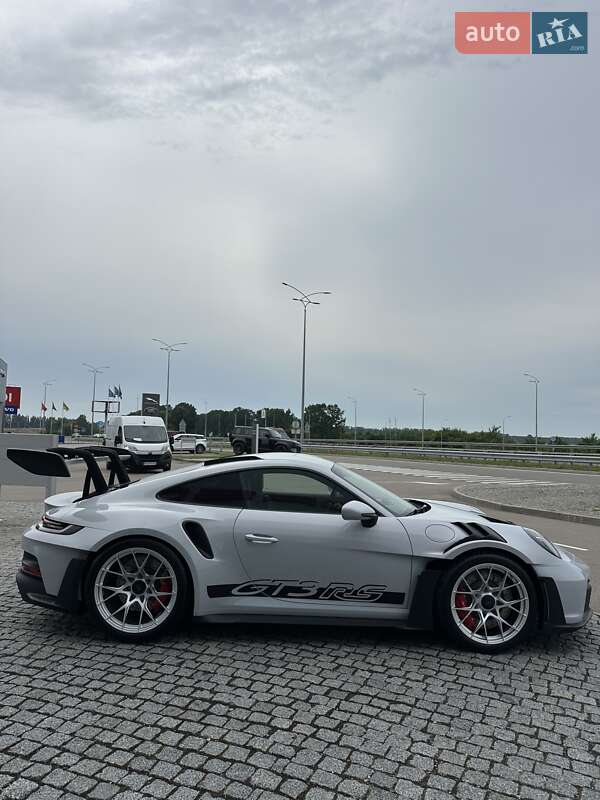 Купе Porsche 911 2024 в Киеве