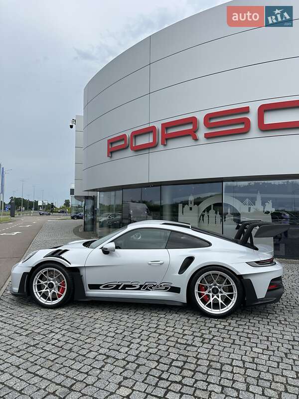 Купе Porsche 911 2024 в Киеве