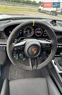 Купе Porsche 911 2024 в 
