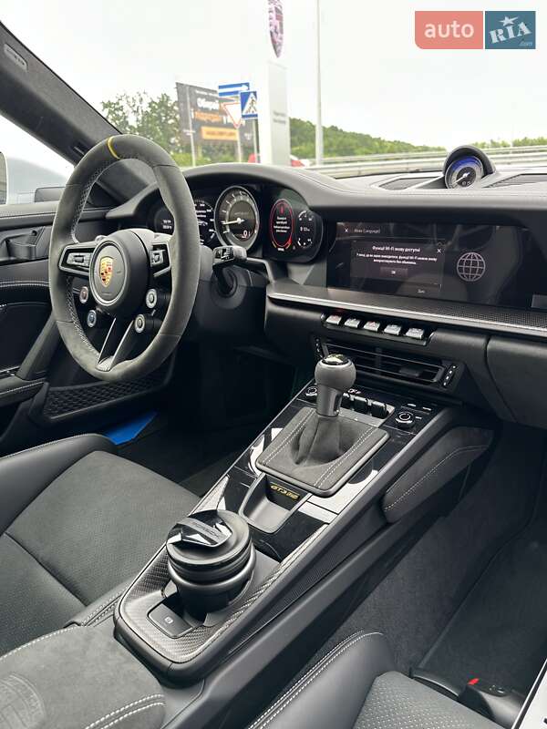 Купе Porsche 911 2024 в Киеве