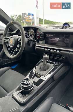 Купе Porsche 911 2024 в 