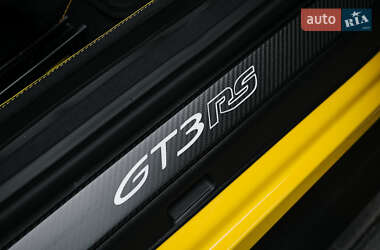 Купе Porsche 911 2024 в 