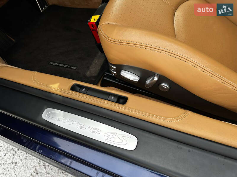 Купе Porsche 911 2006 в Киеве