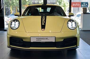 Купе Porsche 911 2024 в 