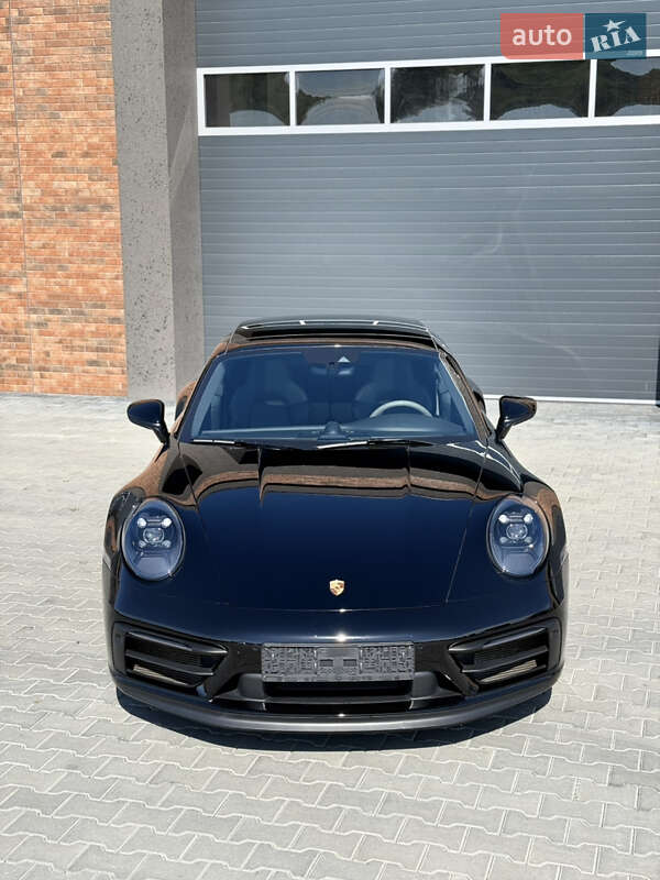 Купе Porsche 911 2022 в Черновцах