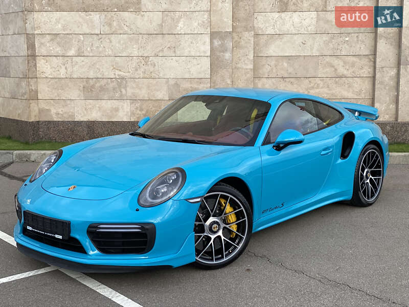 Купе Porsche 911 2016 в Киеве