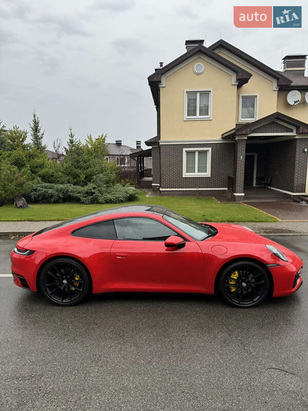 Купе Porsche 911 2022 в Киеве