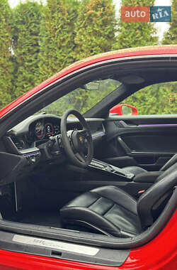 Купе Porsche 911 2022 в 