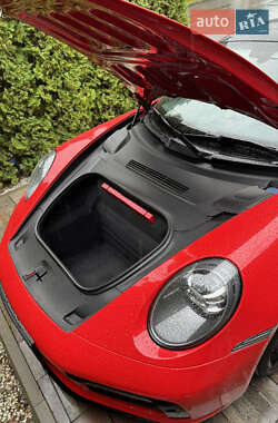 Купе Porsche 911 2022 в 