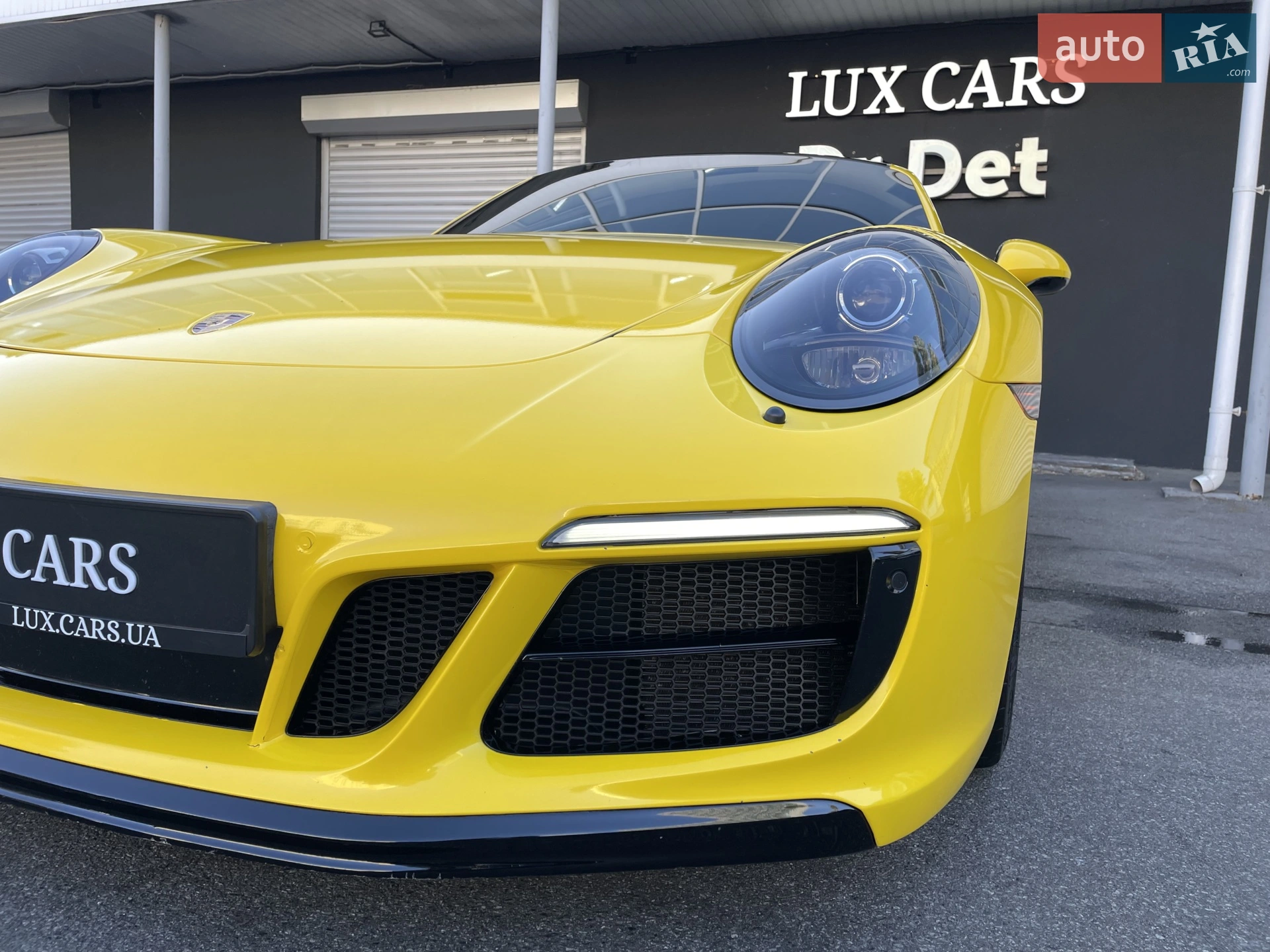 2017 Porsche 911 - мініатюра 6