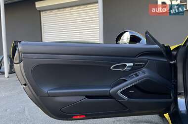 Купе Porsche 911 2017 в 
