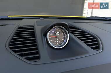 Купе Porsche 911 2017 в 