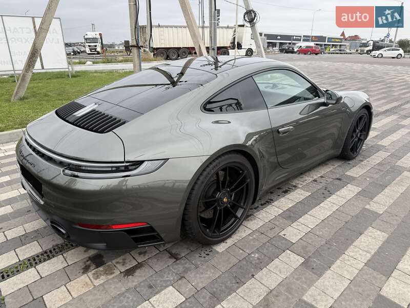 Купе Porsche 911 2023 в Львове