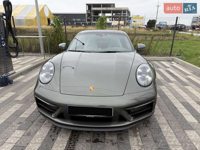 Купе Porsche 911 2023 в Львове