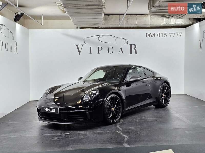 Купе Porsche 911 2024 в 
