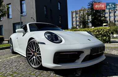 Кабриолет Porsche 911 2022 в Львове