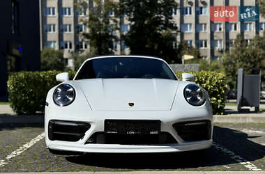 Кабриолет Porsche 911 2022 в 