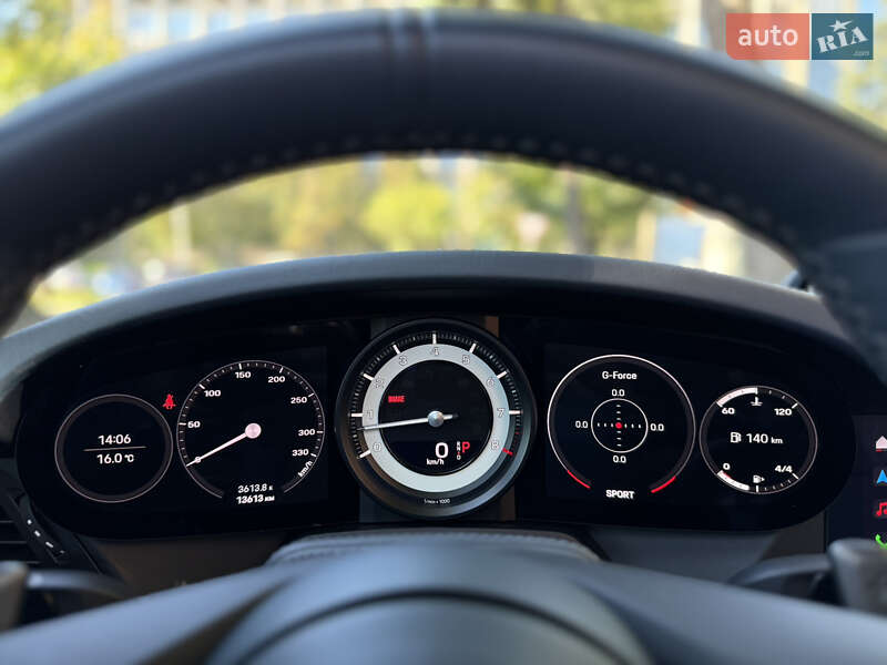 Кабриолет Porsche 911 2022 в Львове