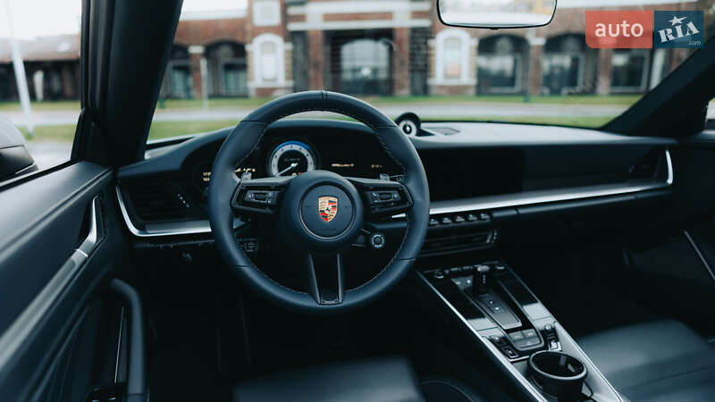 Кабріолет Porsche 911 2022 в Києві