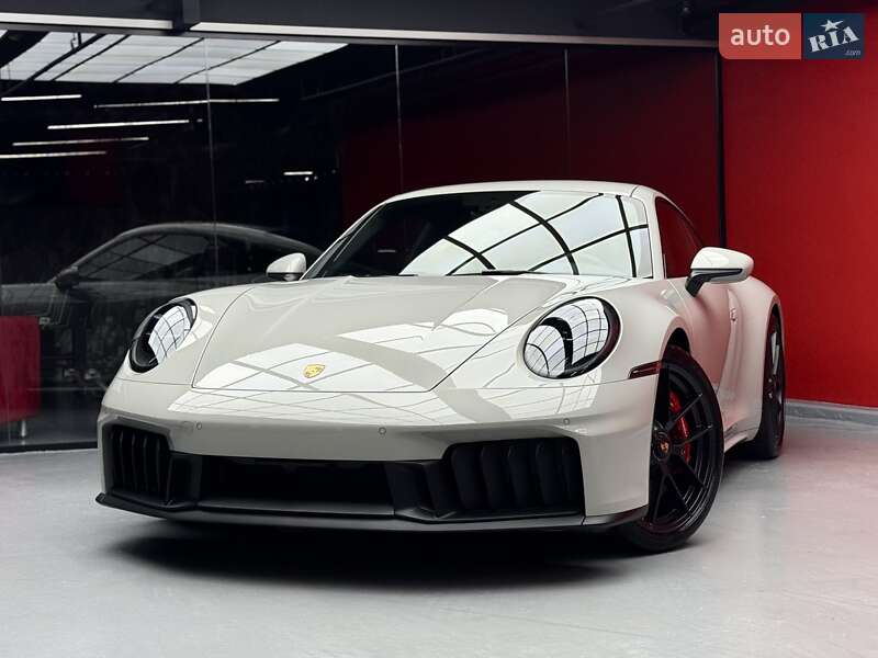 Купе Porsche 911 2025 в Києві фото 6 Купе Porsche 911 2025 в Києві