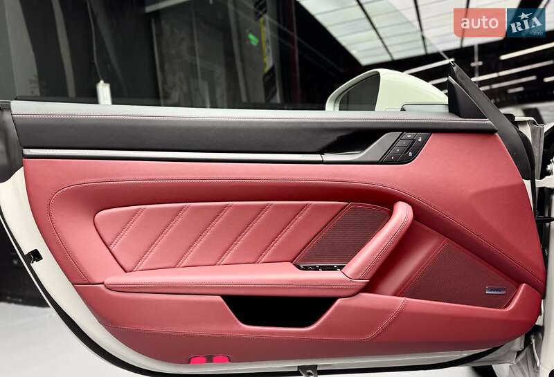 Купе Porsche 911 2025 в Києві фото 23 Купе Porsche 911 2025 в Києві