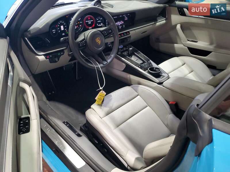 Кабриолет Porsche 911 2020 в Львове фото 9 Кабриолет Porsche 911 2020 в Львове