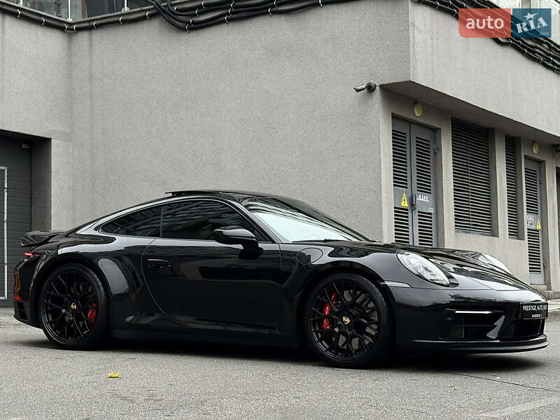 Купе Porsche 911 2023 в Киеве фото 14 Купе Porsche 911 2023 в Киеве