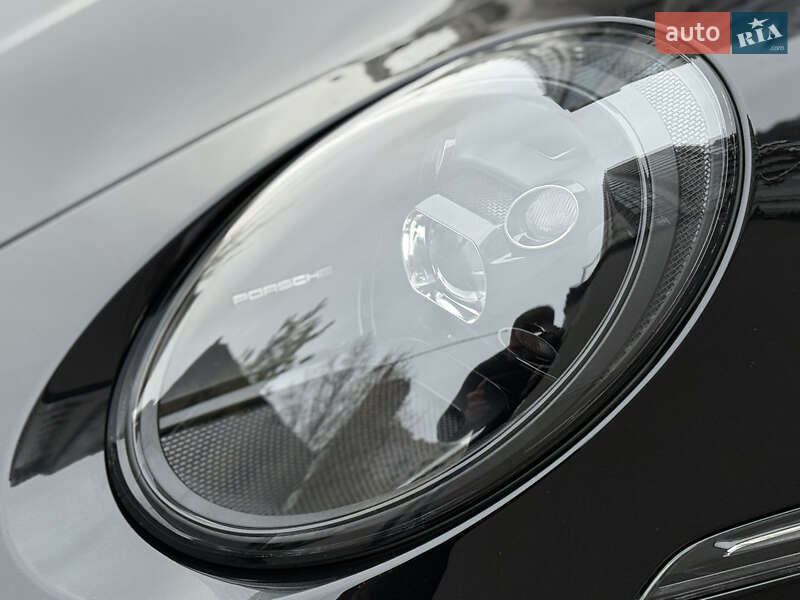 Купе Porsche 911 2023 в Киеве фото 34 Купе Porsche 911 2023 в Киеве