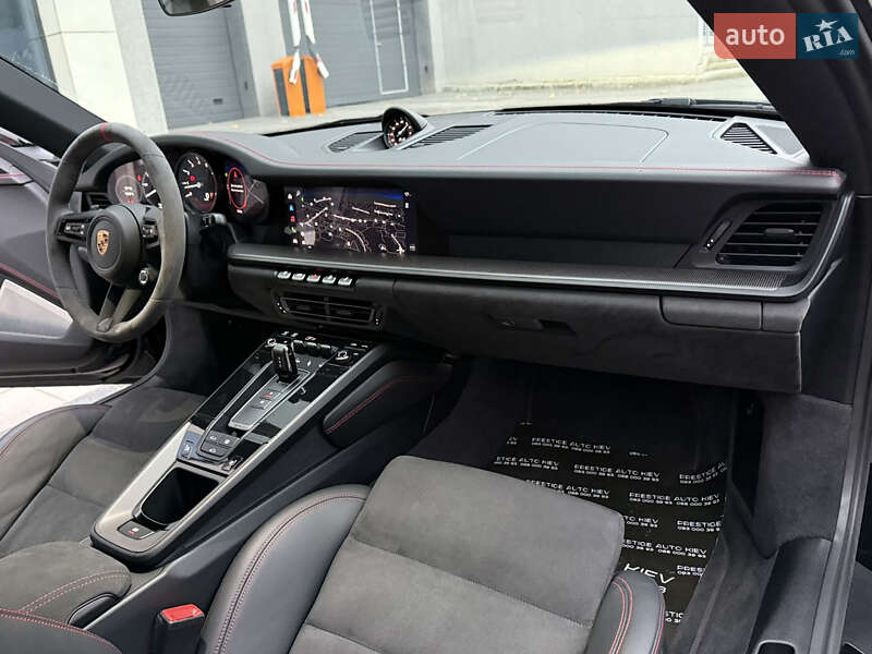Купе Porsche 911 2023 в Киеве фото 51 Купе Porsche 911 2023 в Киеве