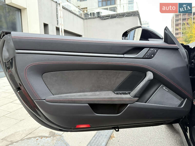 Купе Porsche 911 2023 в Киеве фото 57 Купе Porsche 911 2023 в Киеве