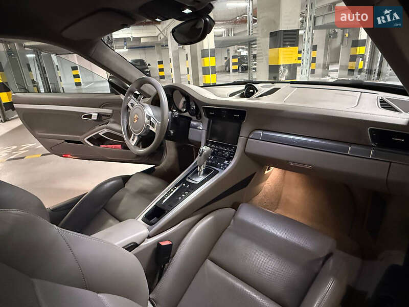 Купе Porsche 911 2013 в Києві фото 13 Купе Porsche 911 2013 в Києві