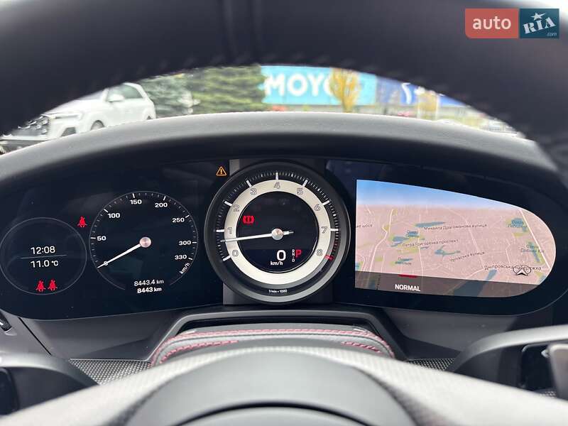 Купе Porsche 911 2024 в Києві фото 41 Купе Porsche 911 2024 в Києві