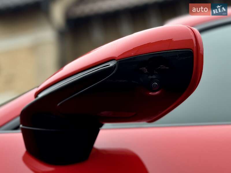 Купе Porsche 911 2022 в Киеве фото 21 Купе Porsche 911 2022 в Киеве