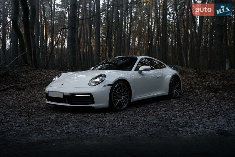 Купе Porsche 911 2022 в Киеве фото 19 Купе Porsche 911 2022 в Киеве