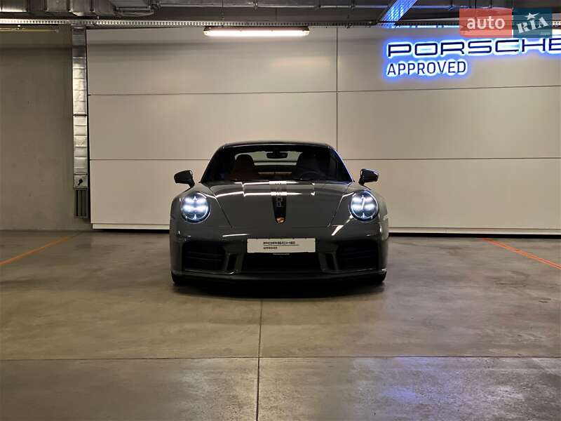 Купе Porsche 911 2025 в Киеве