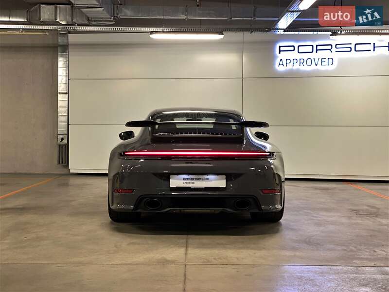 Купе Porsche 911 2025 в Киеве
