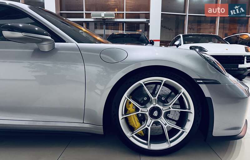 Купе Porsche 911 2023 в Одессе
