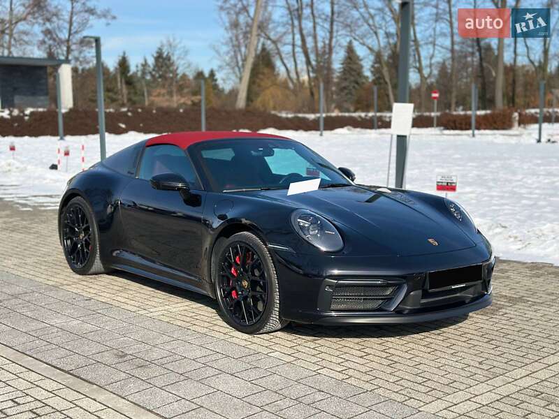 Купе Porsche 911 2024 в Києві