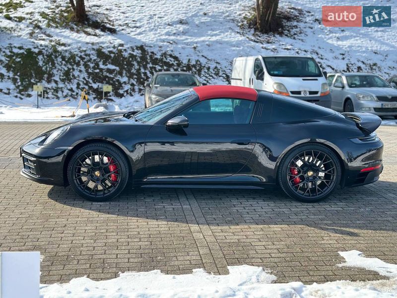 Купе Porsche 911 2024 в Києві