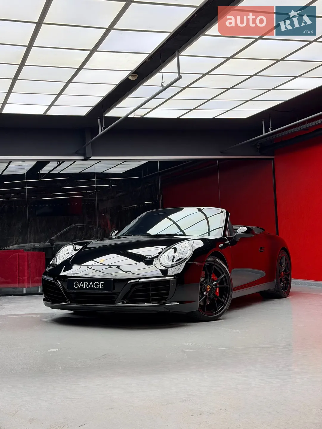 2018 Porsche 911 - мініатюра 8