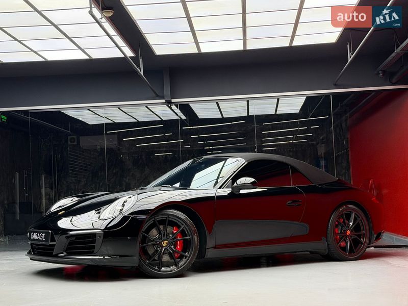 Кабриолет Porsche 911 2018 в Киеве
