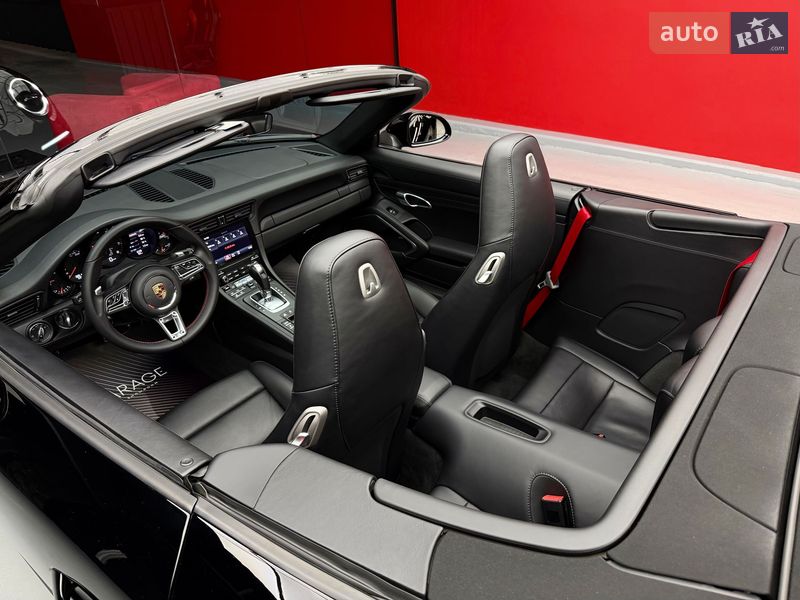 Кабриолет Porsche 911 2018 в Киеве