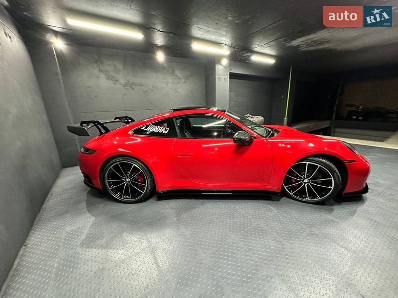 Купе Porsche 911 2020 в Киеве