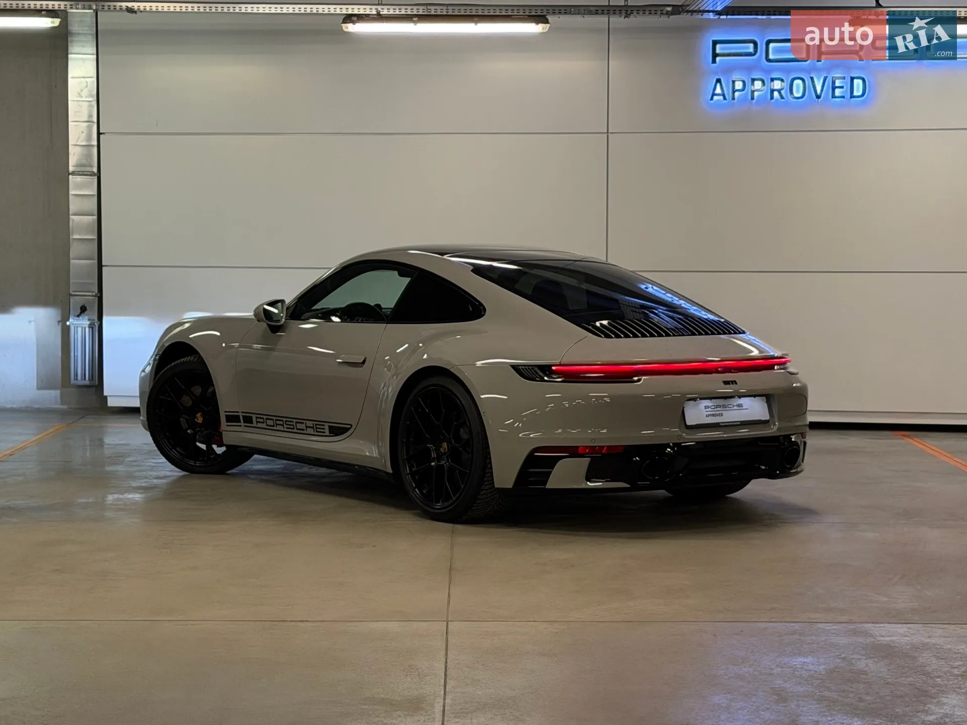 2024 Porsche 911 - мініатюра 3